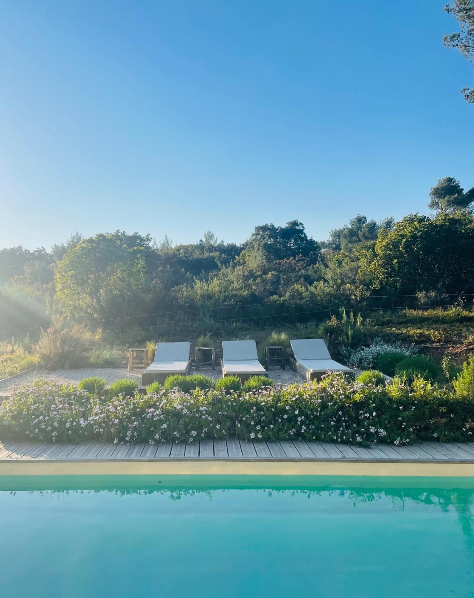 Le Cigalon Bed & Breakfast Le Beausset Eksteriør bilde